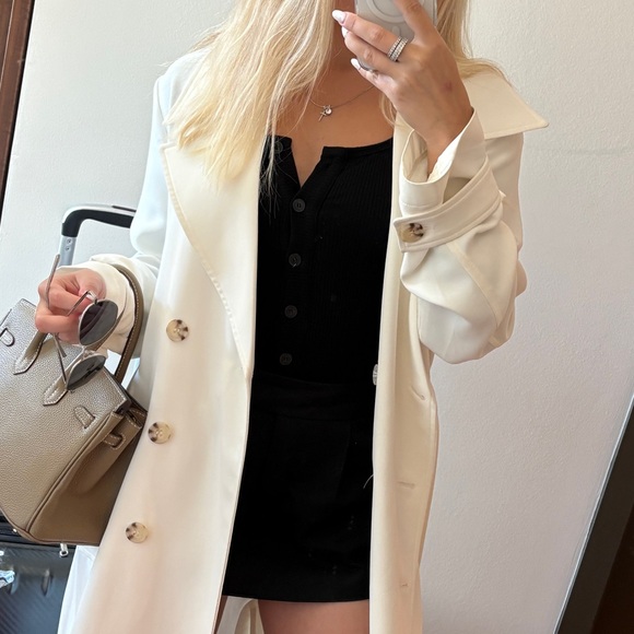 Button-Up Bodysuit - Picture 3 of 7